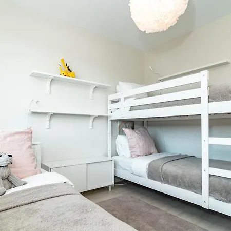 Apartment Vg12- Modern Family In Vanian Gardens Estepona